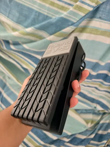 Pedal de expressão 