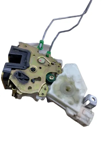 Fechadura Porta T.e Nissan Frontier 2007 825537z010