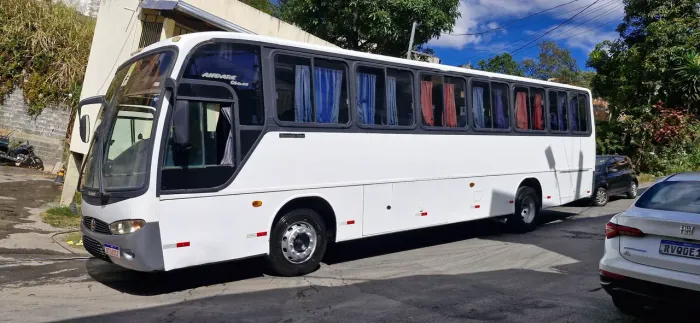 Ônibus rodoviário Marcopolo