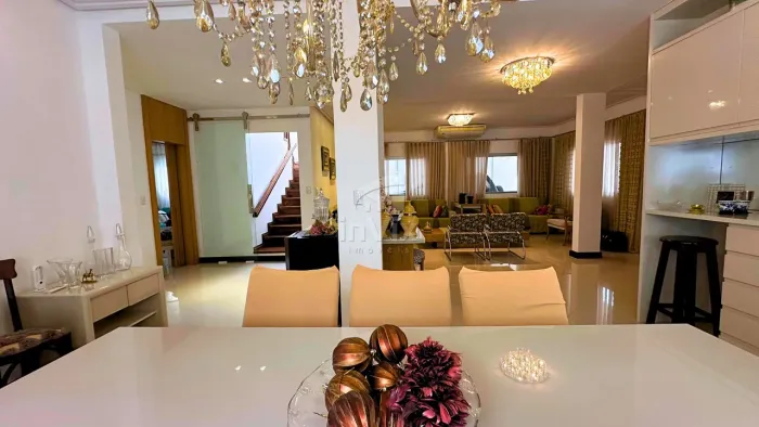 Casa duplex na Enseada do Suá! Espaço e versatilidade em uma das regiões mais valorizadas