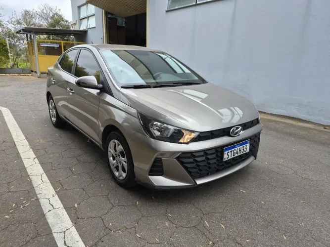 Hyundai HB20S Comfort Plus 1.0 Flex 12V Mec. 2025