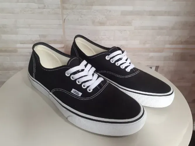 Tênis Vans Authentic