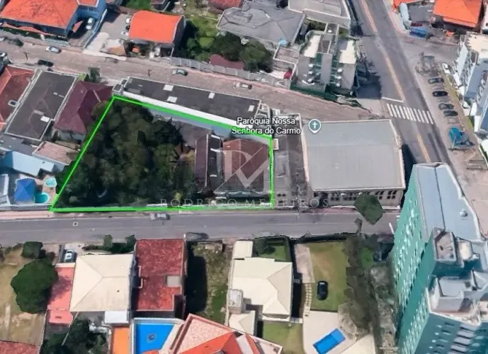 Terreno com 1.273 m² à venda em Coqueiros, Florianópolis
