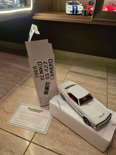 Camaro Exact detail 1/18 numerado com caixa