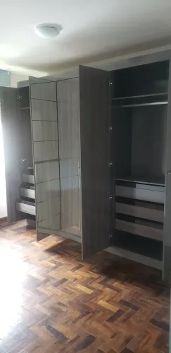 Guarda roupa de casal