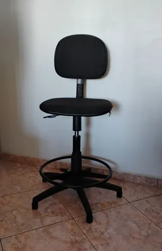 Cadeira Secretária Giratória