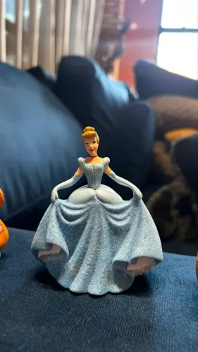 Lote Miniaturas 6 princesas com brilho Disney 