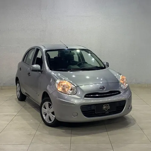 Nissan March S 1.6 16V Flex Fuel 5P 2012