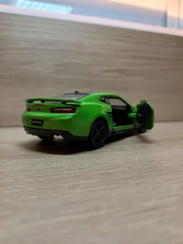 Camaro carro de Fricção