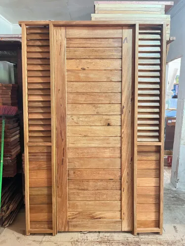 PORTA + PAINEL EM MADEIRA (valor à vista)