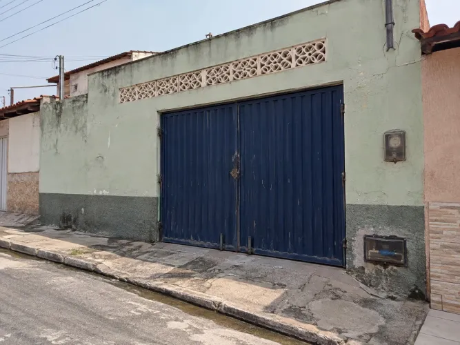 Casa a venda em AQUIRAZ em boa localização