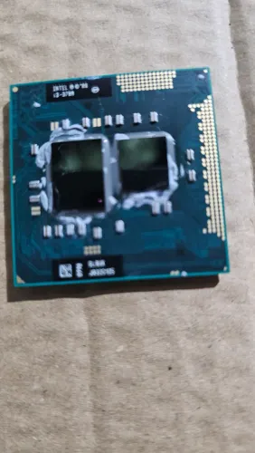Intel Core i3-370M (1ª geração)