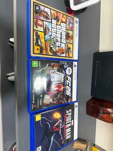 PS5 Pro 2TB + Leitor de Disco + 2 Controles + 3 Jogos