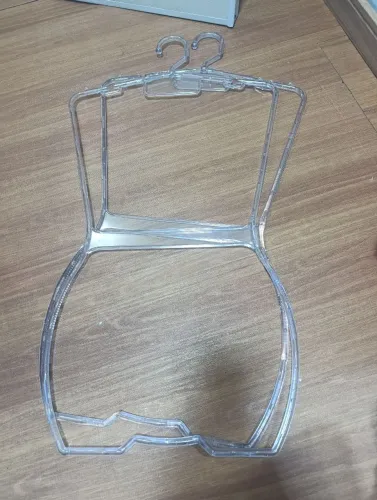 Cabides para loja