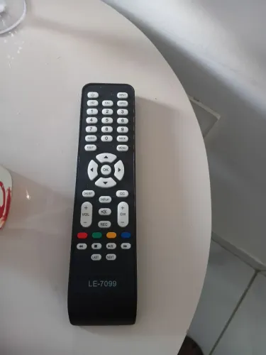 TV 43 polegadas em estado de nova. Não é smart!