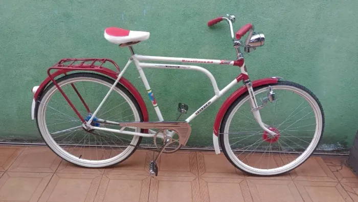 MONARK BRASILIANA 64 QUE ESTAVA EM UM MUSEU MUITO BEM RESTAURADA