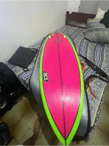 Prancha de Surf ACS 5.11 36L + Leash + Capas