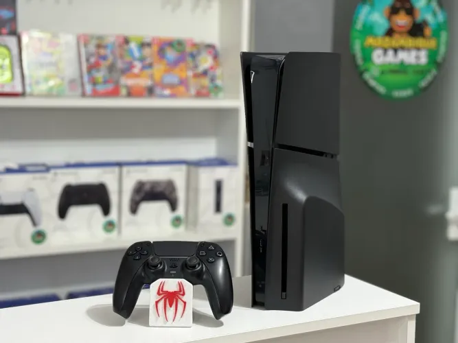 PS5 Slim 1TB Black c/ Leitor ( Loja Física )