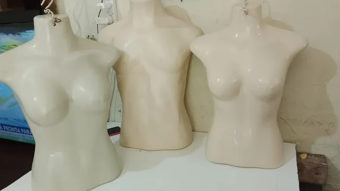 Manequim Busto Feminino    ( Masculino já foi vendido)