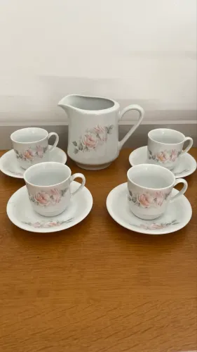 Peças porcelana