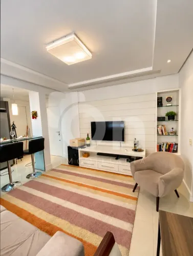 Apartamento de 1 dormitório na Agronômica