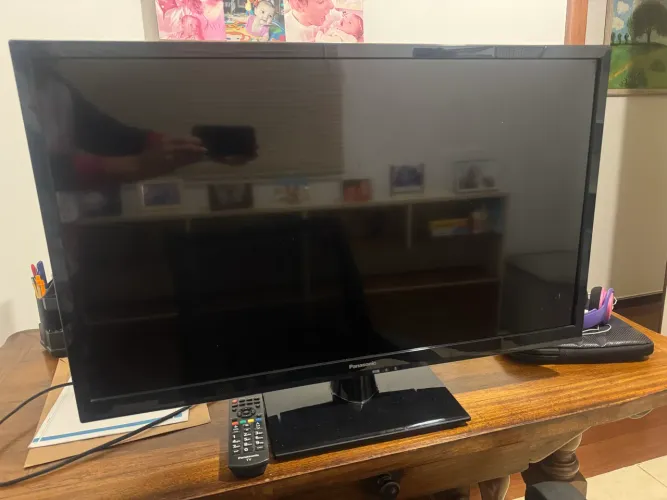 Tv LCD Panasonic 32 polegadas