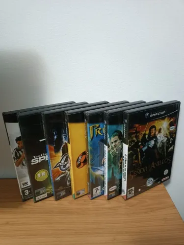 Lote de 8 jogos originais para GameCube - PAL Europeu