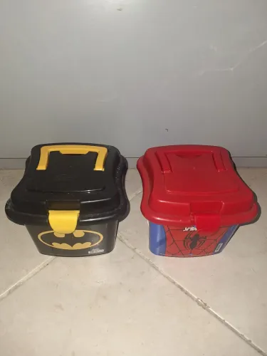 2 Lancheiras. Novas. 