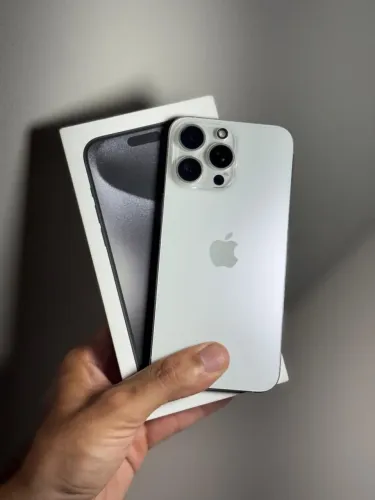 iPhone 15 Pro Max - Excelente Estado | Completo | Bateria 89%