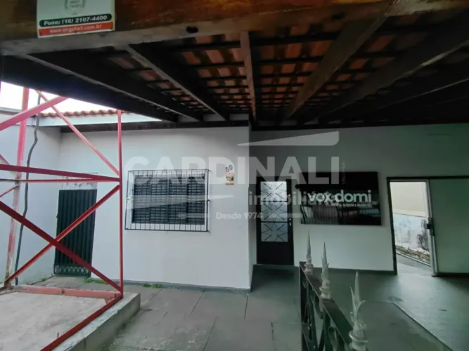 Charmosa casa a venda em Ibaté!
