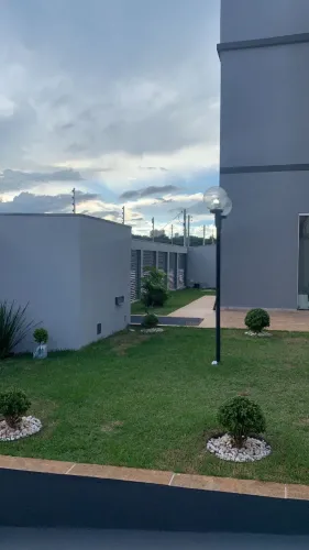 APARTAMENTO PARA LOCAÇÃO - 74 m² | 2 QUARTOS (1 SUÍTE) | GARAGEM COBERTA | SEM CONDOMÍNIO