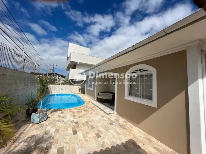 Casa à venda em Coqueiros, Florianópolis
