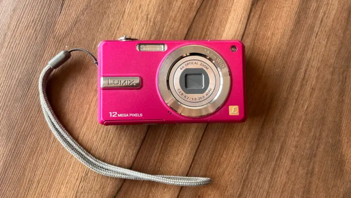 Câmera Digital Panasonic Lumix 12 mega pixels rosa 