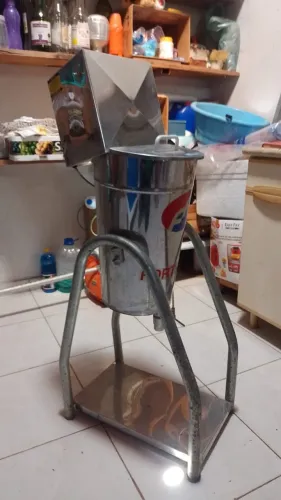 liquidificador e batetor de calda de sorvete