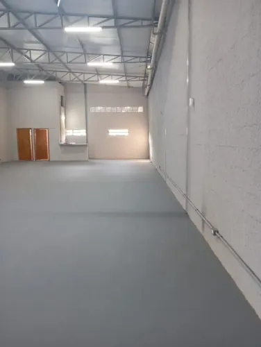 02 Galpão Comercial Podendo aluga separado