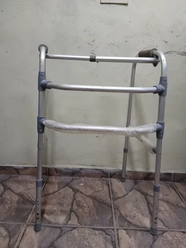 Andador Articulado Sequencial 3 Barras em Alumínio Regulável