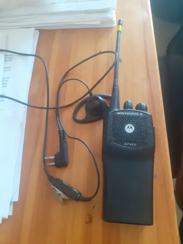 Rádio Motorola com fone
