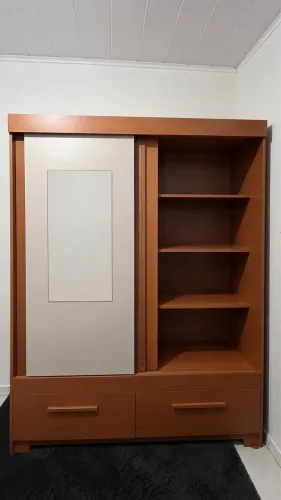 Guarda roupa solteiro