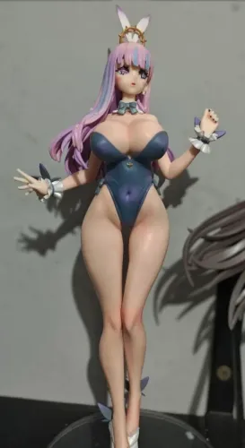 Figure bunny girl Azur Lane em ótimo estado parte do busto removivel faço envio