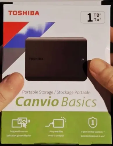 VENDO HD EXTERNO TOSHIBA CANVIO BASICS 1 TB NOVO