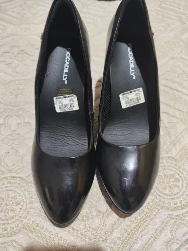 Sapato Scarpin Piccadilly preto 38