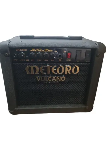 Amplificador de Guitarra Meteoro Black Phanter 35