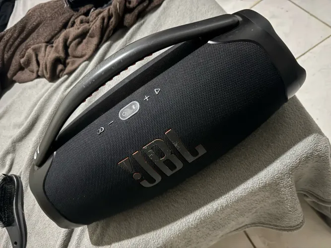 Bombox 3