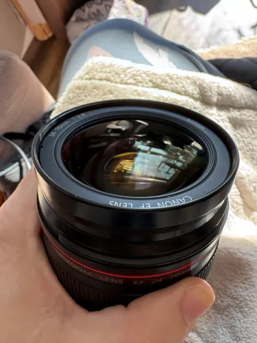 Canon EF 24-70mm f/2.8L USM ? Lente Profissional Série L (Anel Vermelho)