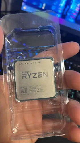 Combo Gamer - RX 5500 XT ROG Strix + Ryzen 7 + Fonte + Gabinete Pichau