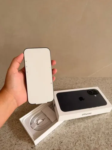 iPhone 17 - 256 GB / Lacrado