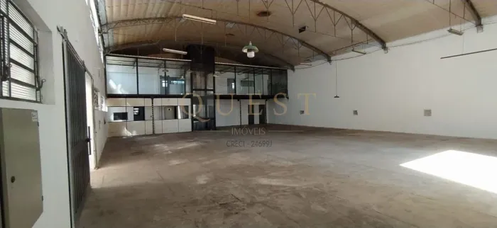 VENDE-SE SALÃO COMERCIAL PRÓXIMO AO LEROY MERLIN
