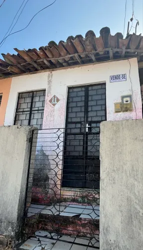 Vende-se casa em Chã da jaqueira