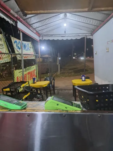Precisa moça  trabalhar 