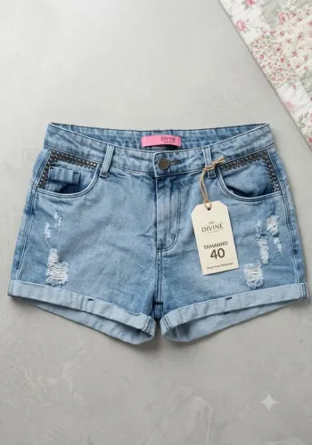  Roupas semi novas 